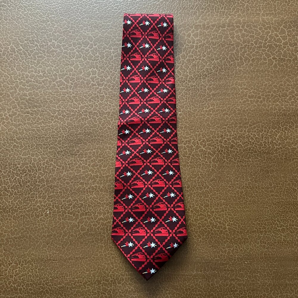 Buffalo Bay Tie - Red - 100% Silk